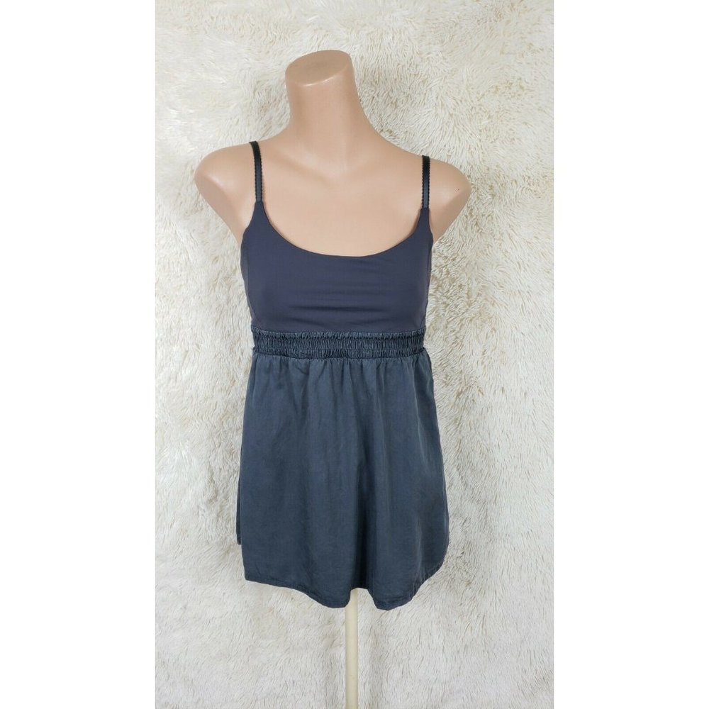 Lululemon Women's Size 8 Tank Top Adjustable Straps Gray Fitted Bust Q